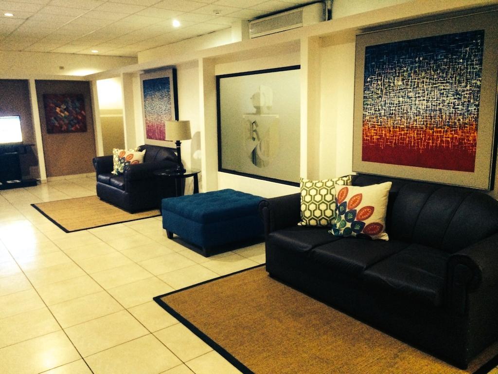 Hotel Residencial Cervantes David Bagian luar foto